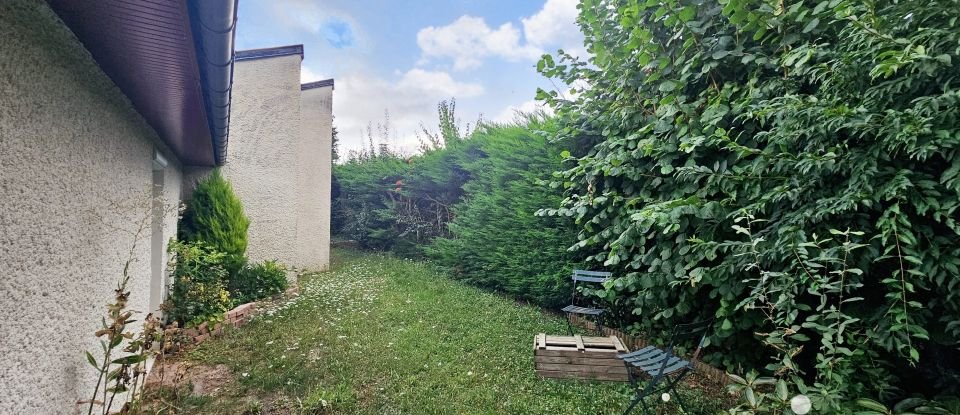 Pavillon 7 pièces de 160 m² à Évreux (27000)