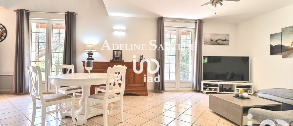 House 5 rooms of 132 m² in Le Beausset (83330)