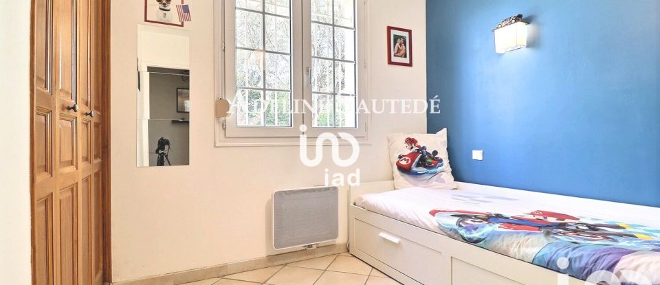 House 5 rooms of 132 m² in Le Beausset (83330)