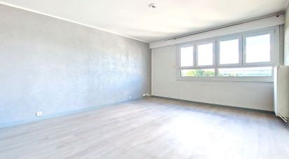 Appartement 3 pièces de 64 m² à Charleville-Mézières (08000)