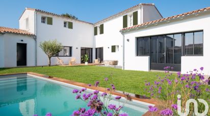 House 8 rooms of 211 m² in La Flotte (17630)