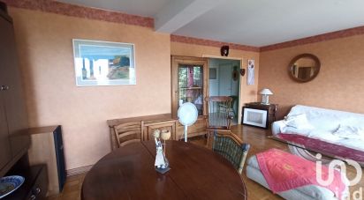 Appartement 4 pièces de 85 m² à Villars (42390)