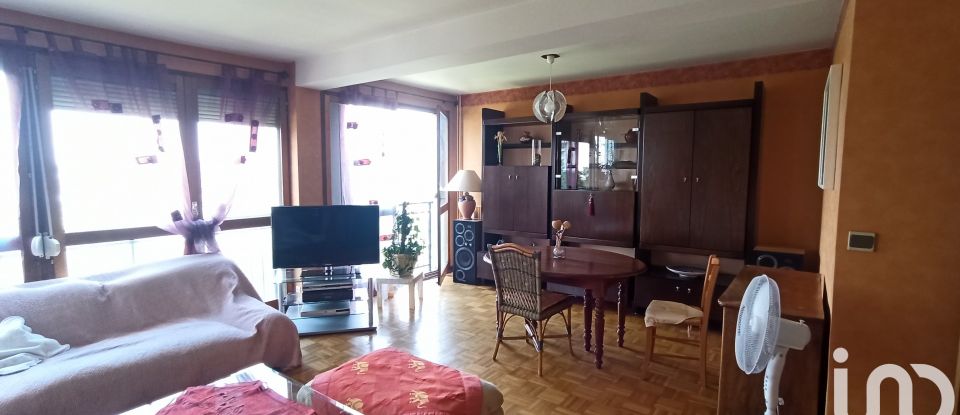 Appartement 4 pièces de 85 m² à Villars (42390)