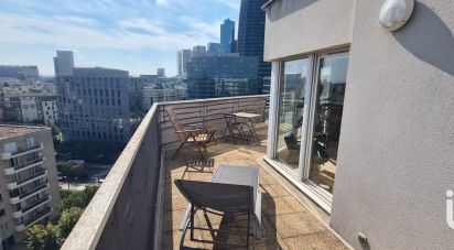 Studio 1 room of 28 m² in Courbevoie (92400)