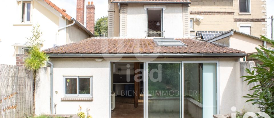 Maison de ville 6 pièces de 124 m² à Bonnières-sur-Seine (78270)