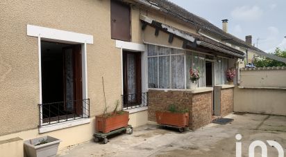 Village house 3 rooms of 80 m² in Salins (77148)