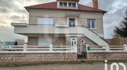 House 10 rooms of 305 m² in Treignat (03380)