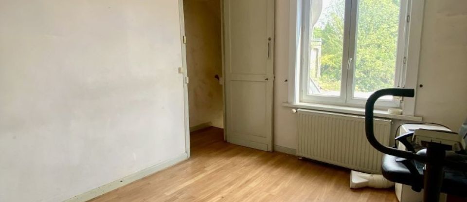 Maison 5 pièces de 122 m² à Roubaix (59100)