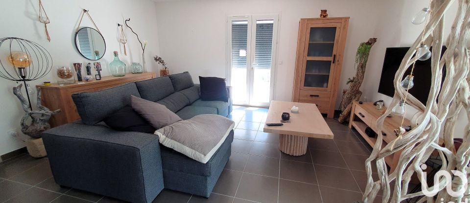 Maison 3 pièces de 73 m² à Thézan-des-Corbières (11200)