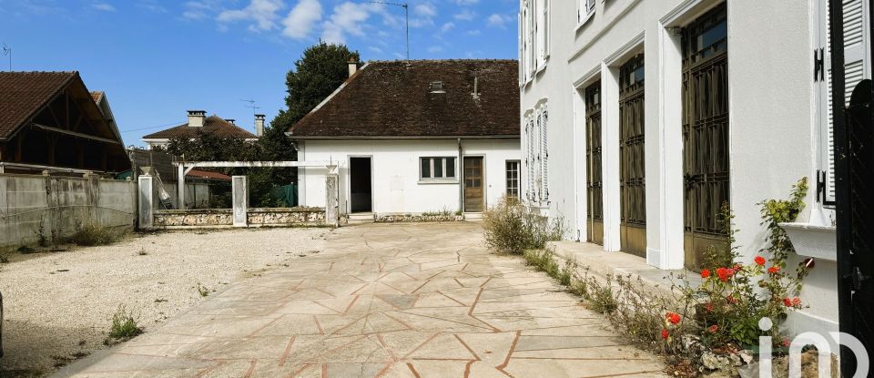 Maison 5 pièces de 107 m² à Saint-Julien-les-Villas (10800)