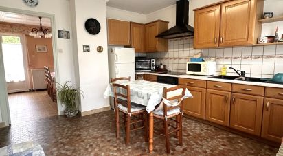 House 5 rooms of 80 m² in Auchel (62260)