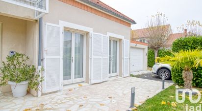 Maison traditionnelle 9 pièces de 203 m² à Bussy-Saint-Georges (77600)