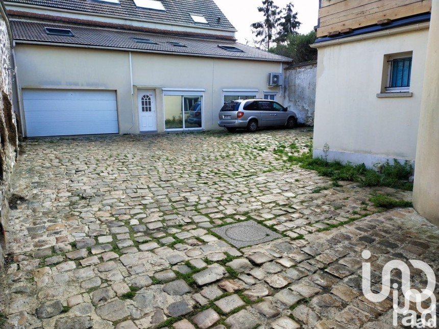 Maison 4 pièces de 91 m² à Moisselles (95570)