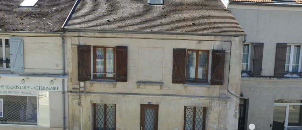 Traditional house 4 rooms of 75 m² in Guérard (77580)