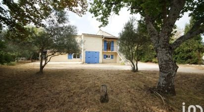 Maison 8 pièces de 160 m² à Mollans-sur-Ouvèze (26170)