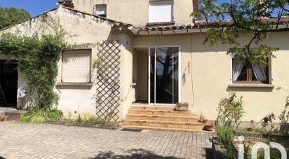 Maison 7 pièces de 160 m² à Saint-Gervais (30200)