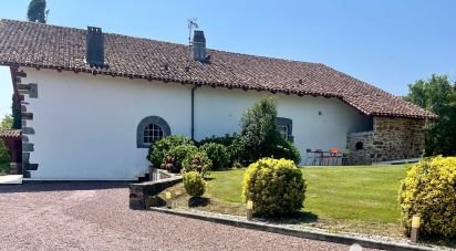 Estate 14 rooms of 580 m² in La Bastide-Clairence (64240)