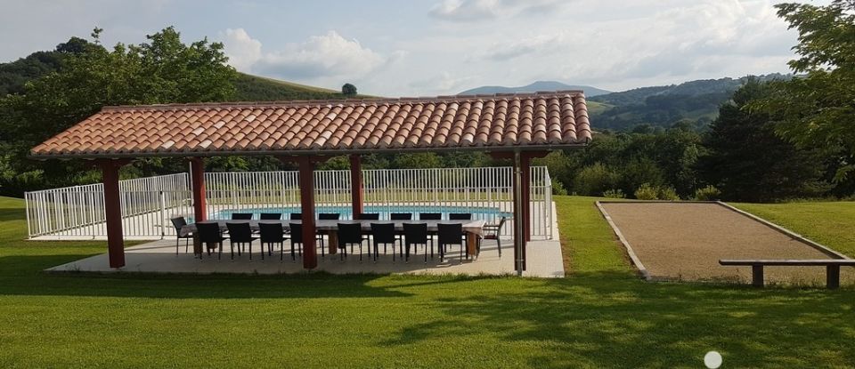 Domaine 14 pièces de 580 m² à La Bastide-Clairence (64240)