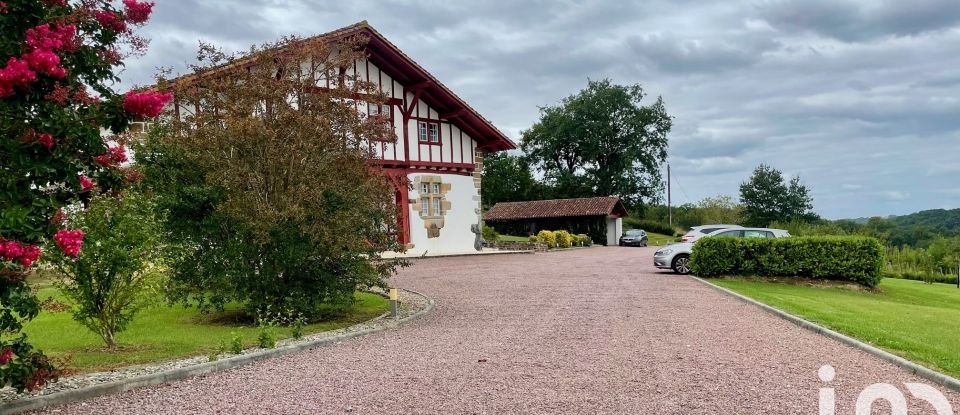 Domaine 14 pièces de 580 m² à La Bastide-Clairence (64240)