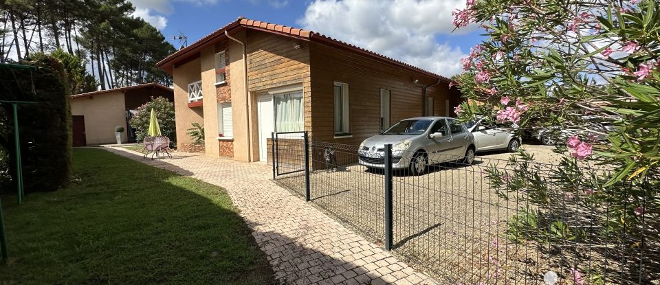 Maison traditionnelle 6 pièces de 197 m² à Mont-de-Marsan (40000)