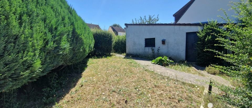 Maison 4 pièces de 95 m² à Magnanville (78200)