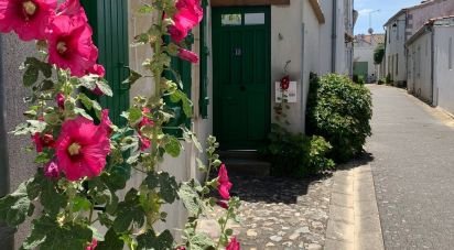 Village house 5 rooms of 86 m² in La Flotte (17630)