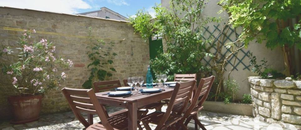 Village house 5 rooms of 86 m² in La Flotte (17630)