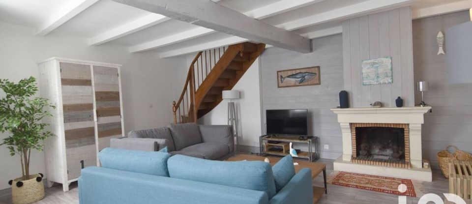 Village house 5 rooms of 86 m² in La Flotte (17630)