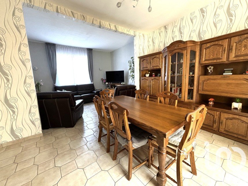 Vente Maison 92m² 4 Pièces à Wasquehal (59290) - Iad France