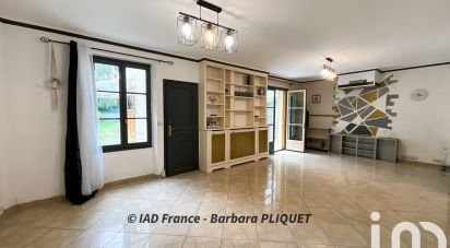 Maison 6 pièces de 179 m² à Le Mesnil-Saint-Denis (78320)