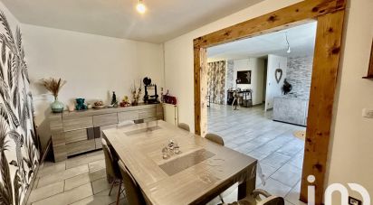 Maison 5 pièces de 121 m² à Mandres-sur-Vair (88800)