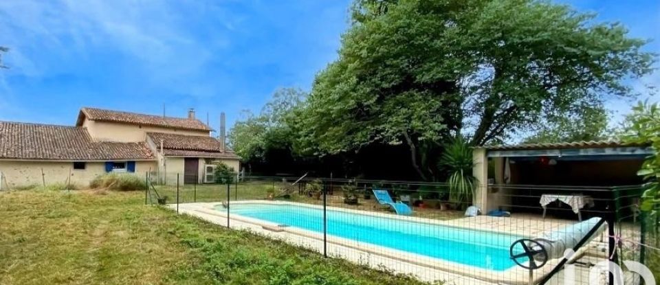 Longere 10 rooms of 180 m² in Les Forges (79340)