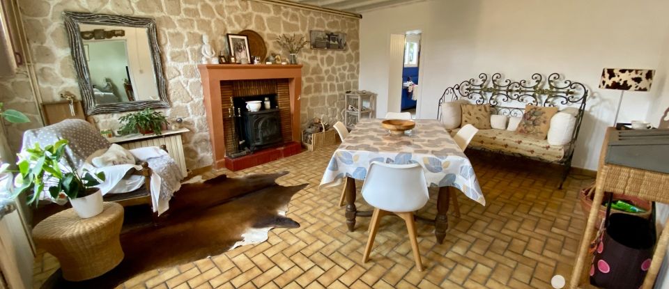 Longere 10 rooms of 180 m² in Les Forges (79340)