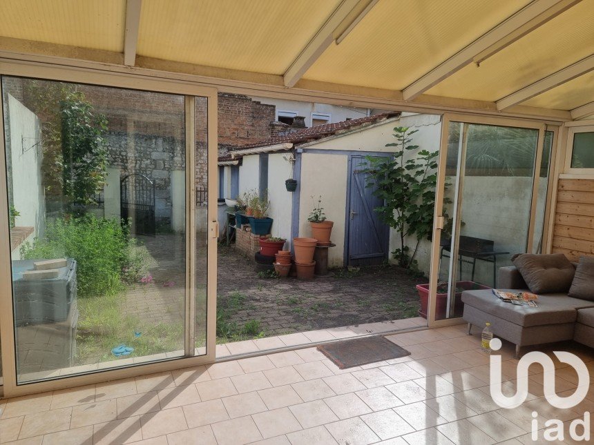 House 5 rooms of 98 m² in Oissel (76350)