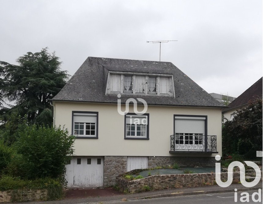 Maison 4 pièces de 100 m² à Mayenne (53100)