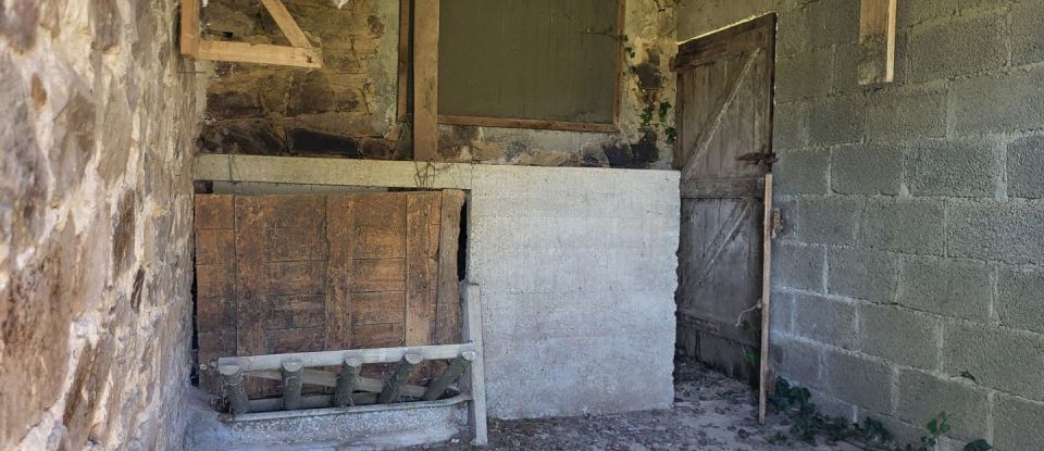 House 1 room of 300 m² in Forgès (19380)