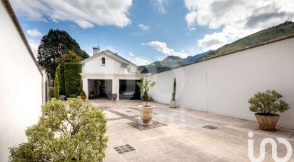 Maison d’architecte 8 pièces de 310 m² à Lourdes (65100)