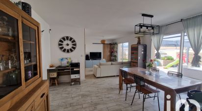 House 5 rooms of 117 m² in Saint-Ouen-d'Aunis (17230)