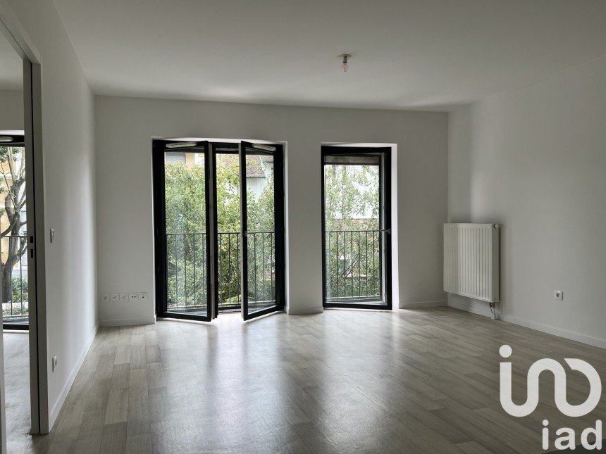 Apartment 3 rooms of 62 m² in Ivry-sur-Seine (94200)