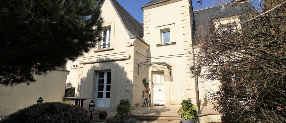 Maison 7 pièces de 238 m² à Villecresnes (94440)