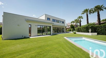 Maison 6 pièces de 204 m² à Grimaud (83310)