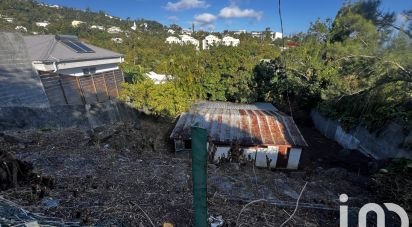 Terrain de 1 200 m² à Saint-Denis (97417)