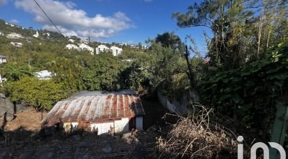 Terrain de 1 200 m² à Saint-Denis (97417)