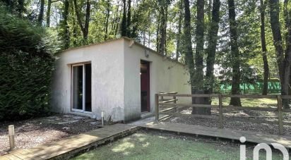 Châlet 2 pièces de 49 m² à Esvres (37320)