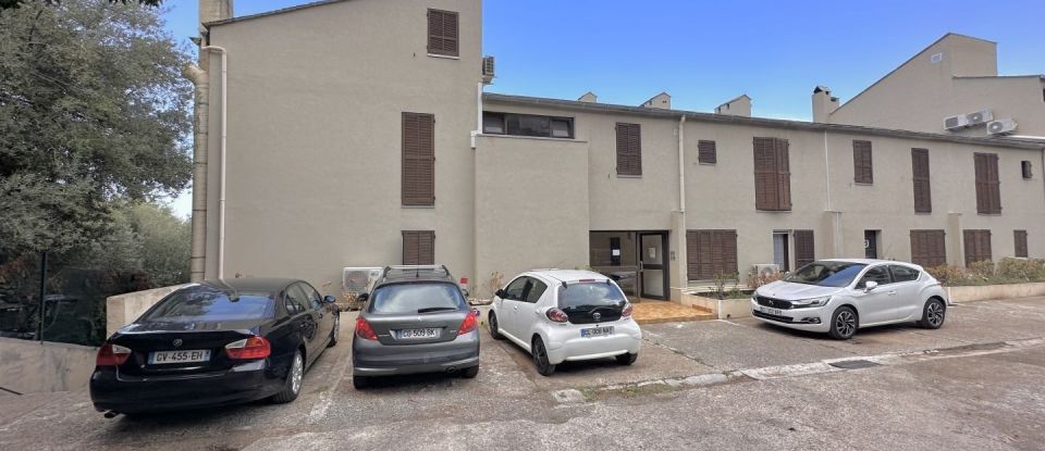 Appartement 3 pièces de 75 m² à San-Martino-di-Lota (20200)