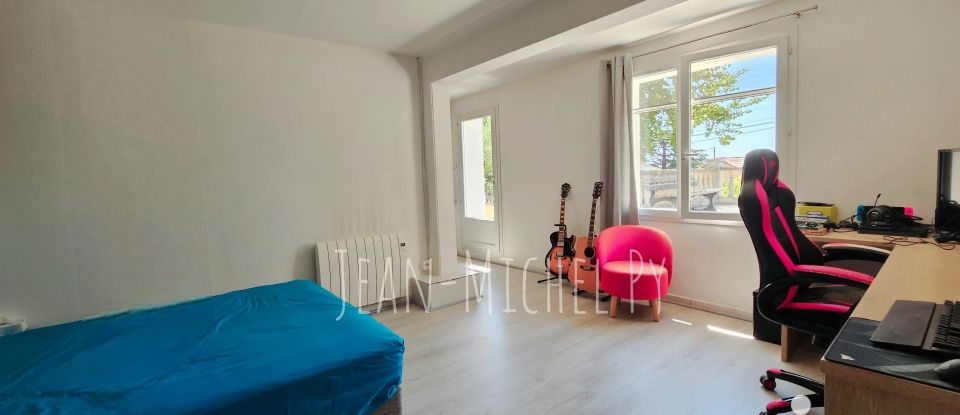 Traditional house 5 rooms of 101 m² in Toulon (83000)