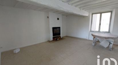 Maison 3 pièces de 80 m² à Cerisiers (89320)