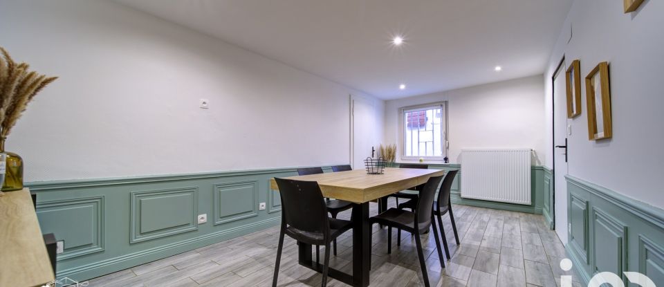 Maison 5 pièces de 156 m² à Uckange (57270)