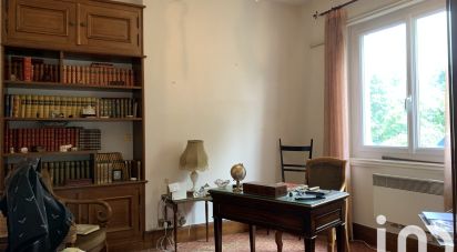 Traditional house 7 rooms of 220 m² in Thiers (63300)