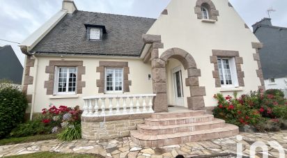 Maison traditionnelle 6 pièces de 109 m² à Guingamp (22200)